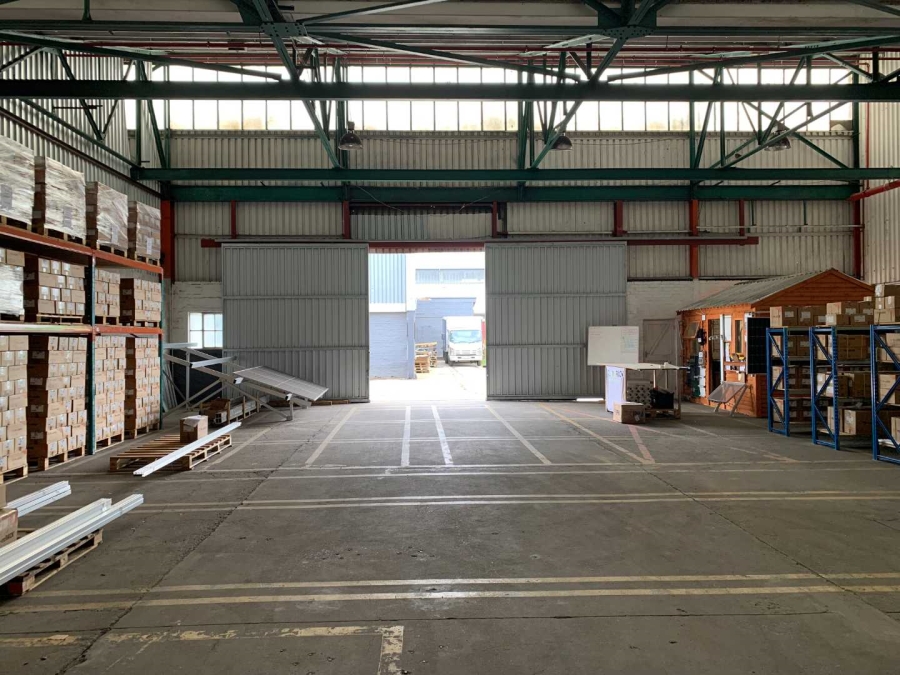 To Let commercial Property for Rent in Elsies River Industrial Western Cape